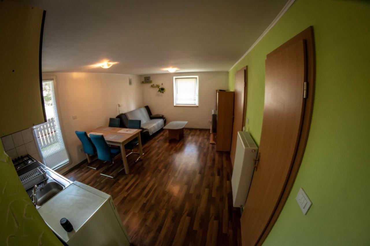 Апартаменты Apartma Planinski Raj Бовец Экстерьер фото